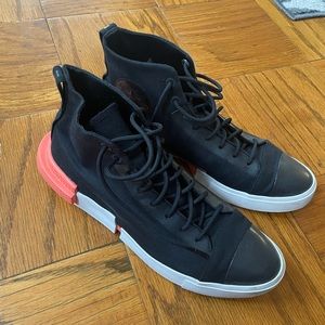 Black Converse All-Stars